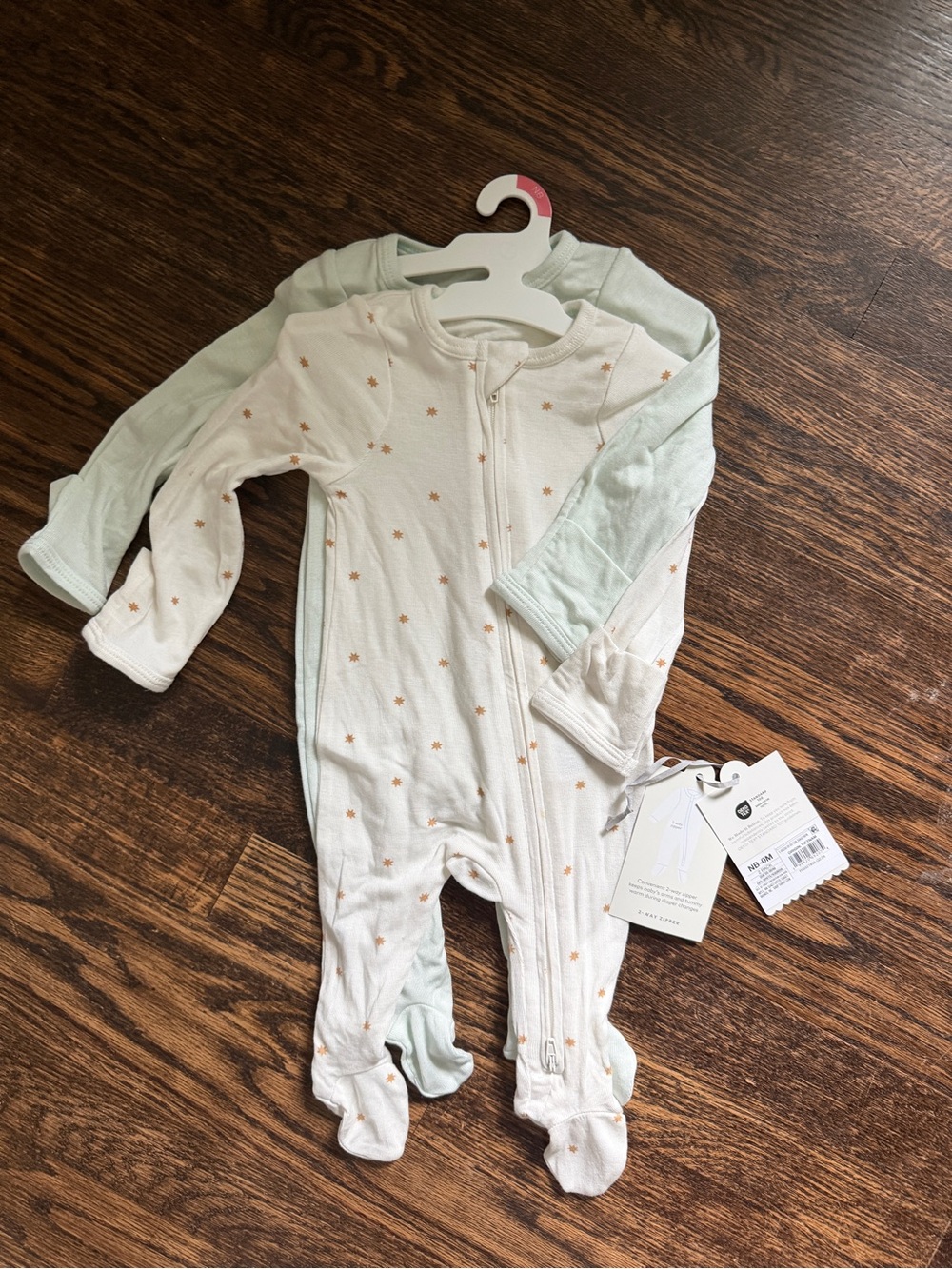 Cloud Island Gender Neutral Star-Print & Mint Footed Pajamas So Very Soft